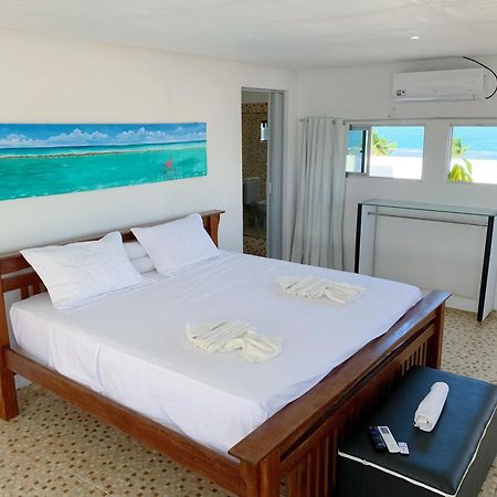 Flats E Suites Elcaline Порту-де-Галиньяш Экстерьер фото