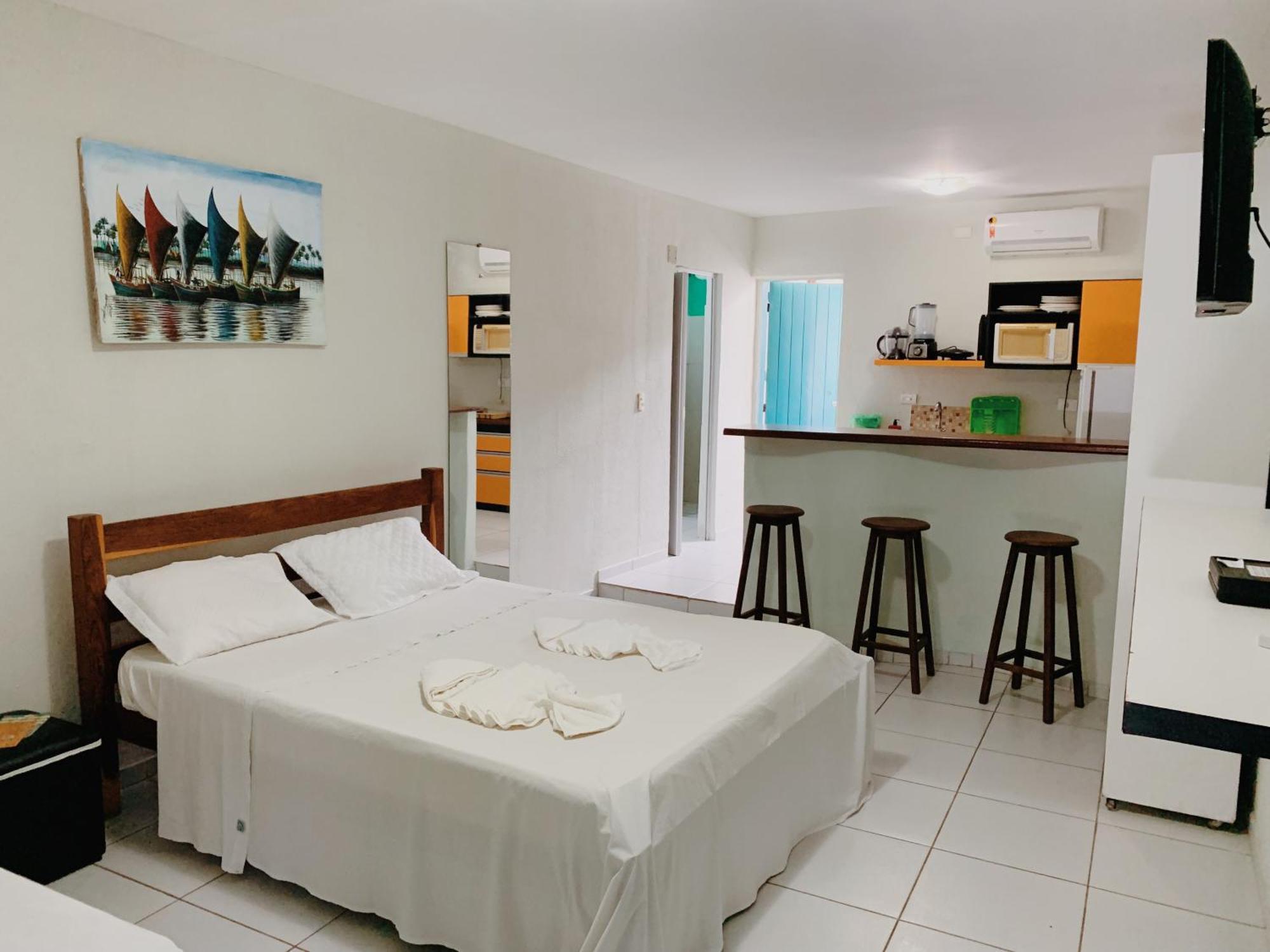Flats E Suites Elcaline Порту-де-Галиньяш Экстерьер фото