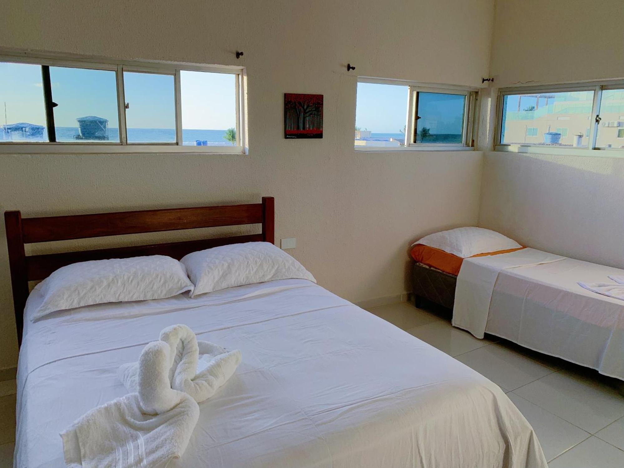 Flats E Suites Elcaline Порту-де-Галиньяш Экстерьер фото