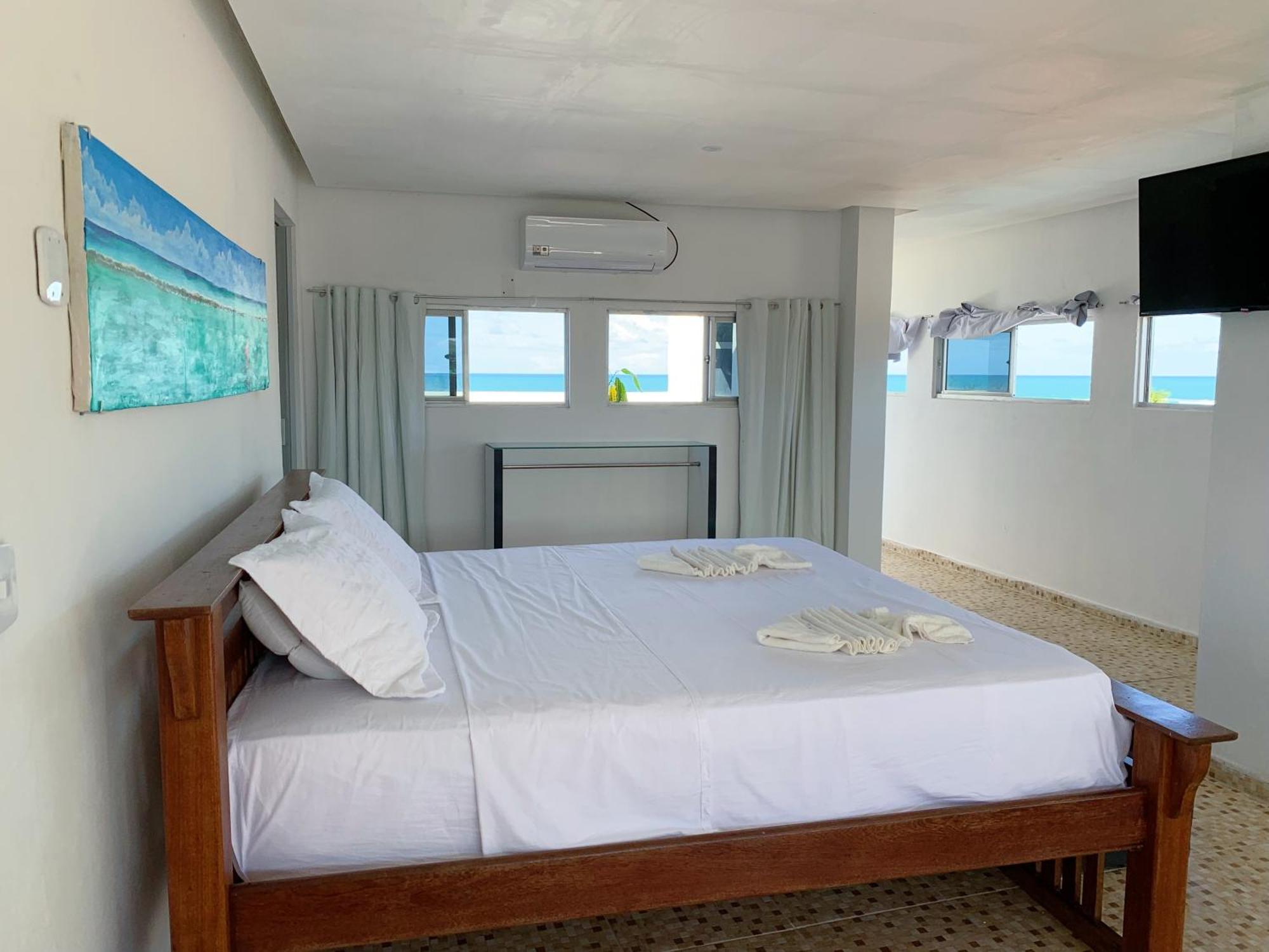 Flats E Suites Elcaline Порту-де-Галиньяш Экстерьер фото