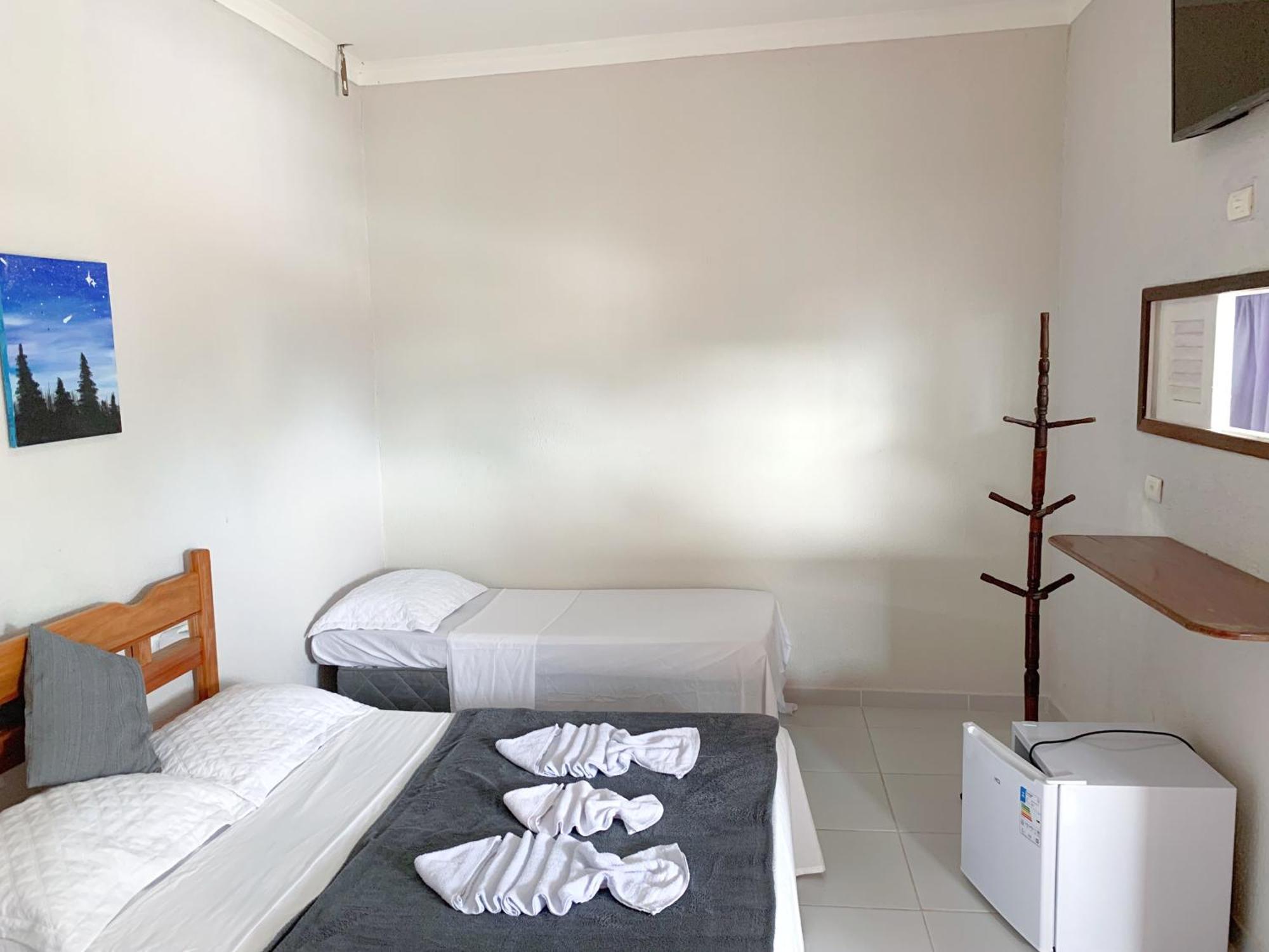 Flats E Suites Elcaline Порту-де-Галиньяш Экстерьер фото