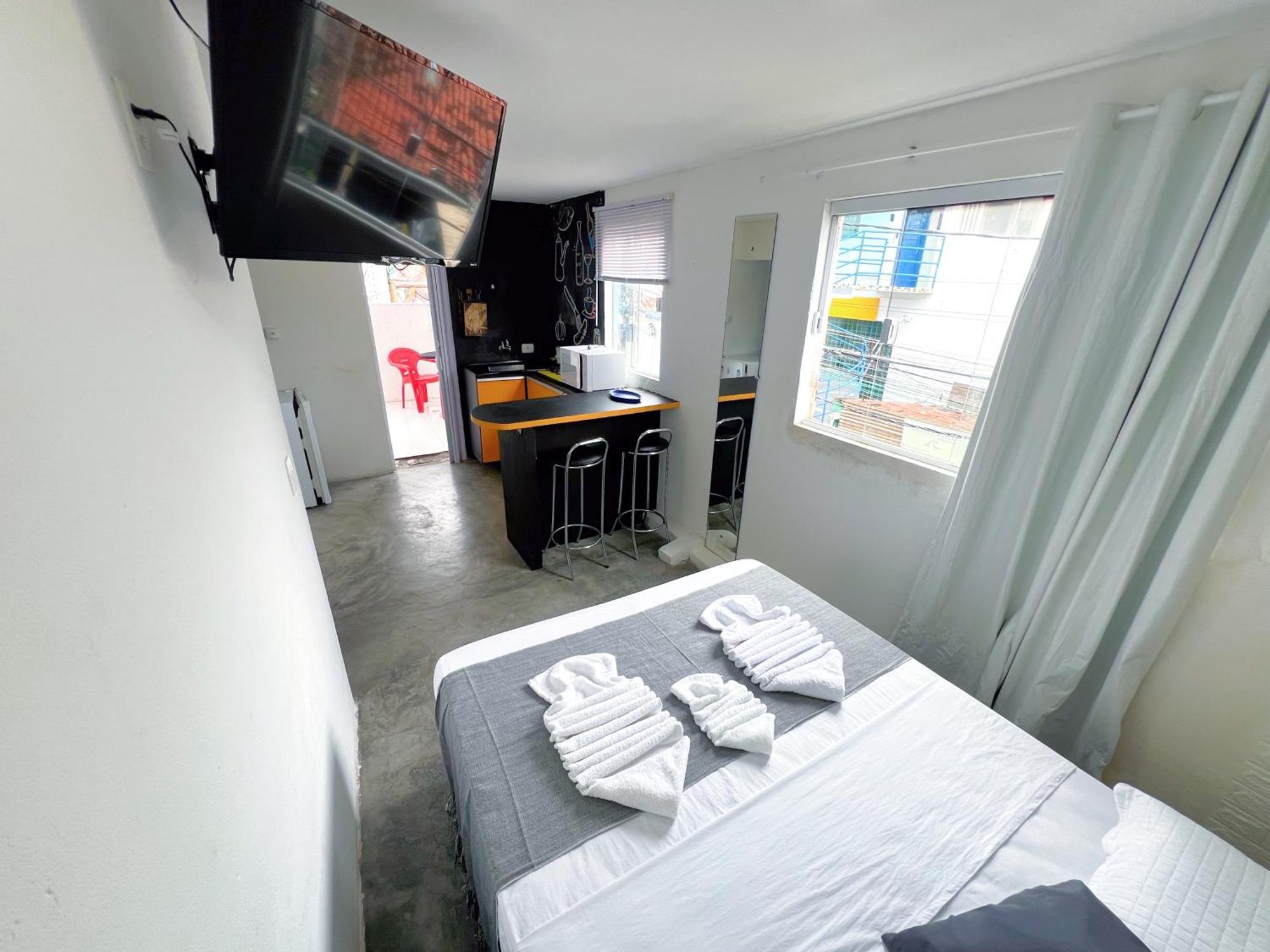 Flats E Suites Elcaline Порту-де-Галиньяш Экстерьер фото